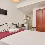 Ostria Apartments